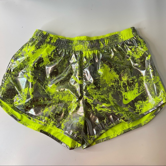 Nike Air Women's 3" Running Shorts Volt Size S,M,XL - Picture 5 of 12